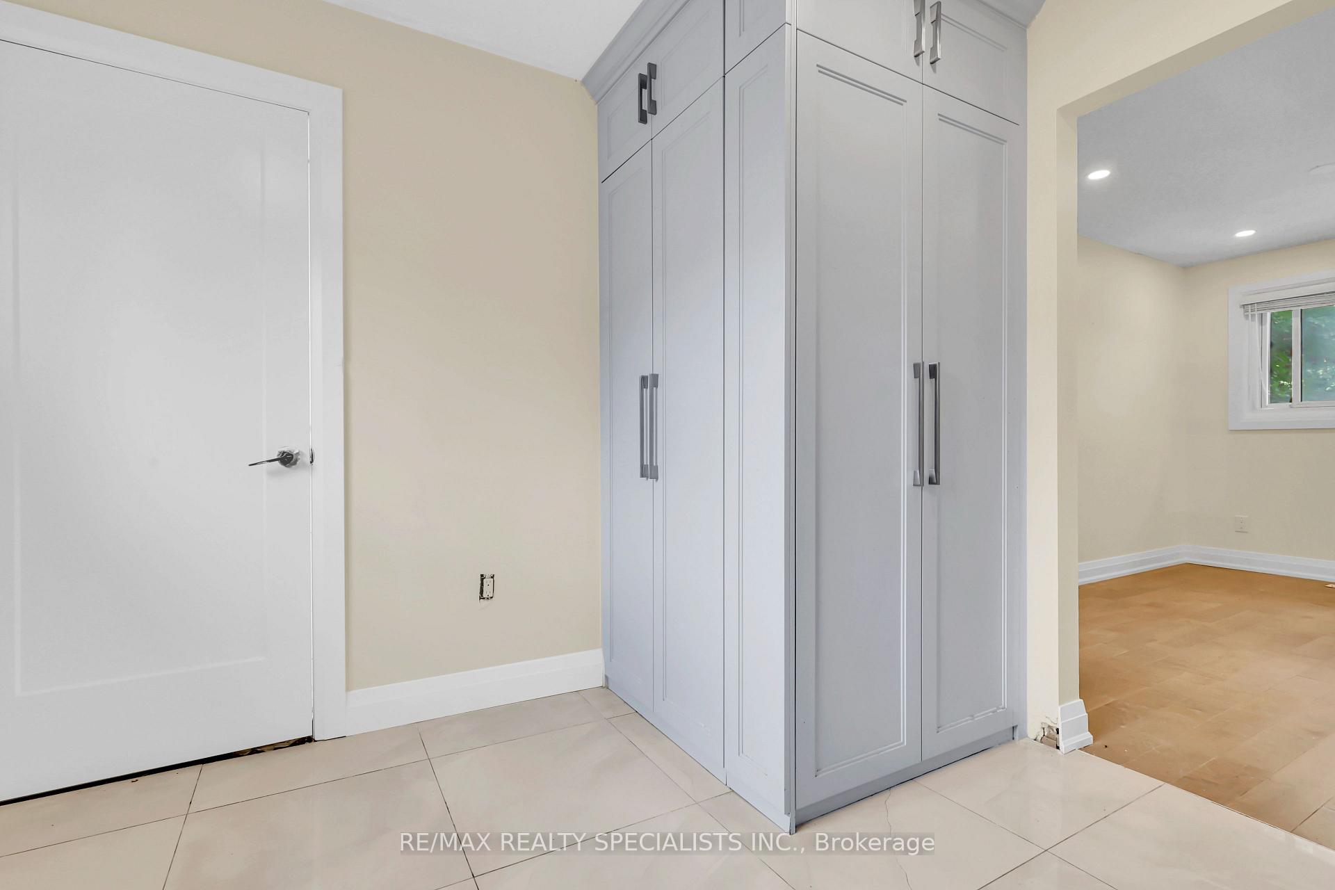 Photo 9 of Unit MAIN, 103 Manitou Crescent, Brampton, Central Park — HOMEH
