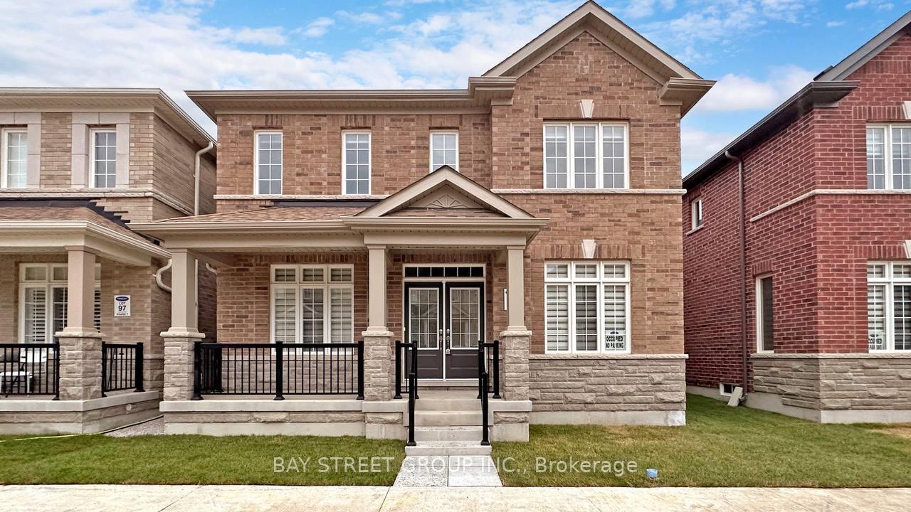 Front of Unit Coach, 4 Waterleaf Road
