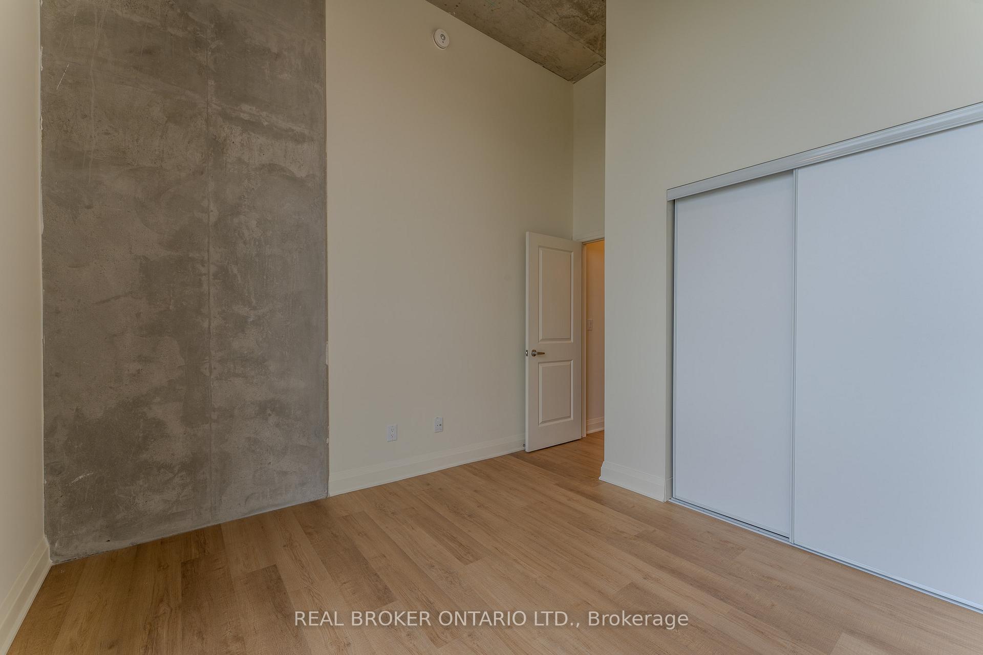 Photo 5 of Unit 604, 11 Robert Street, Hamilton, Beasley — HOMEH