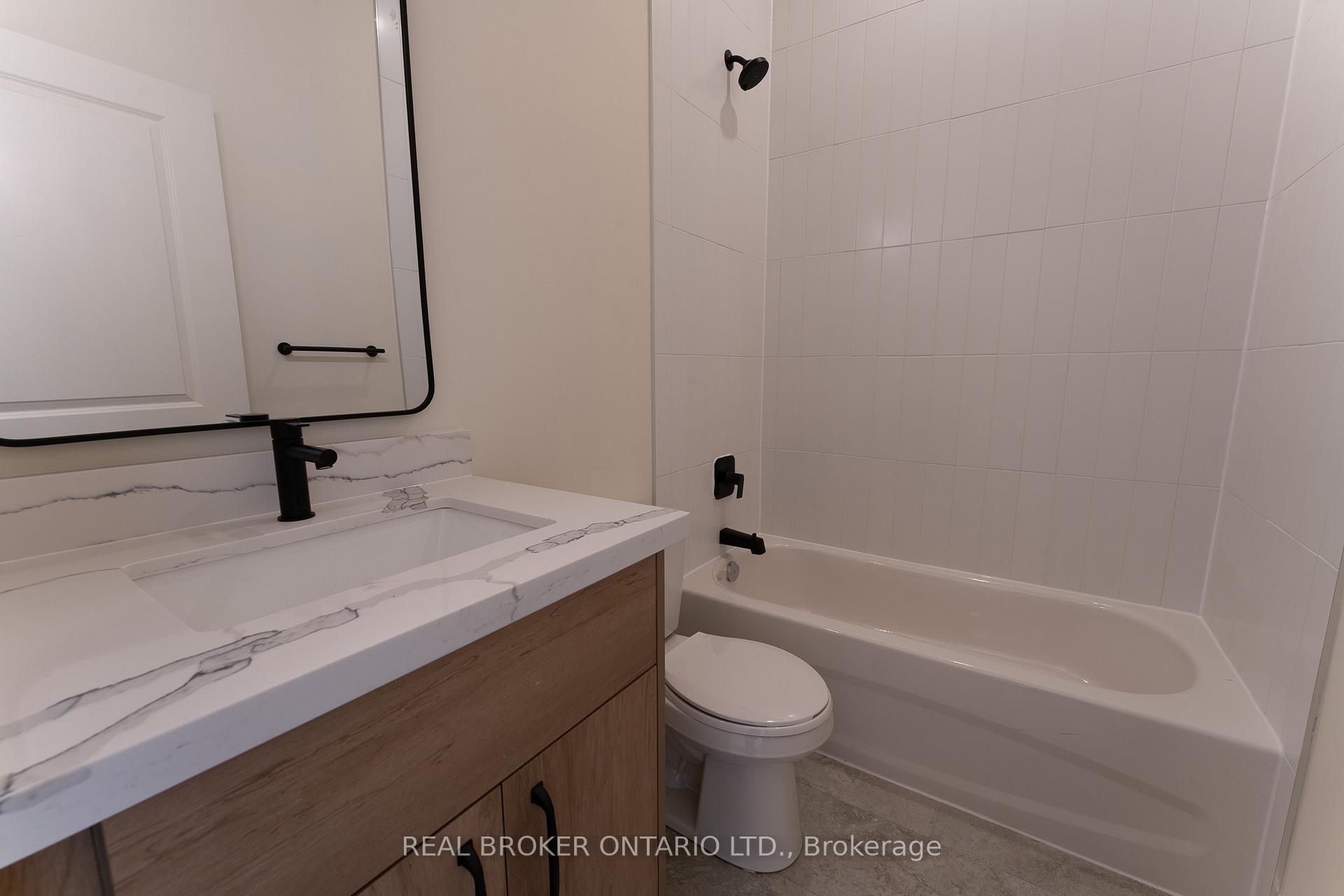 Photo 6 of Unit 604, 11 Robert Street, Hamilton, Beasley — HOMEH