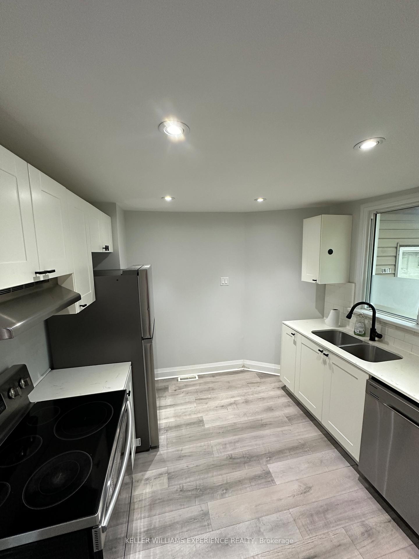 Photo 9 of Unit Main Fl, 44 Alfred Street, Barrie, Allandale — HOMEH