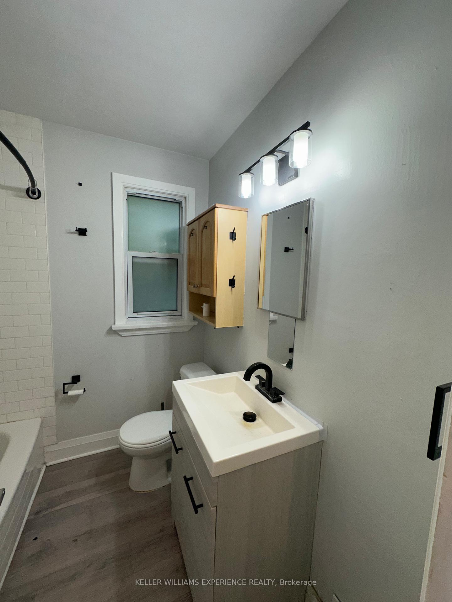Photo 7 of Unit Main Fl, 44 Alfred Street, Barrie, Allandale — HOMEH