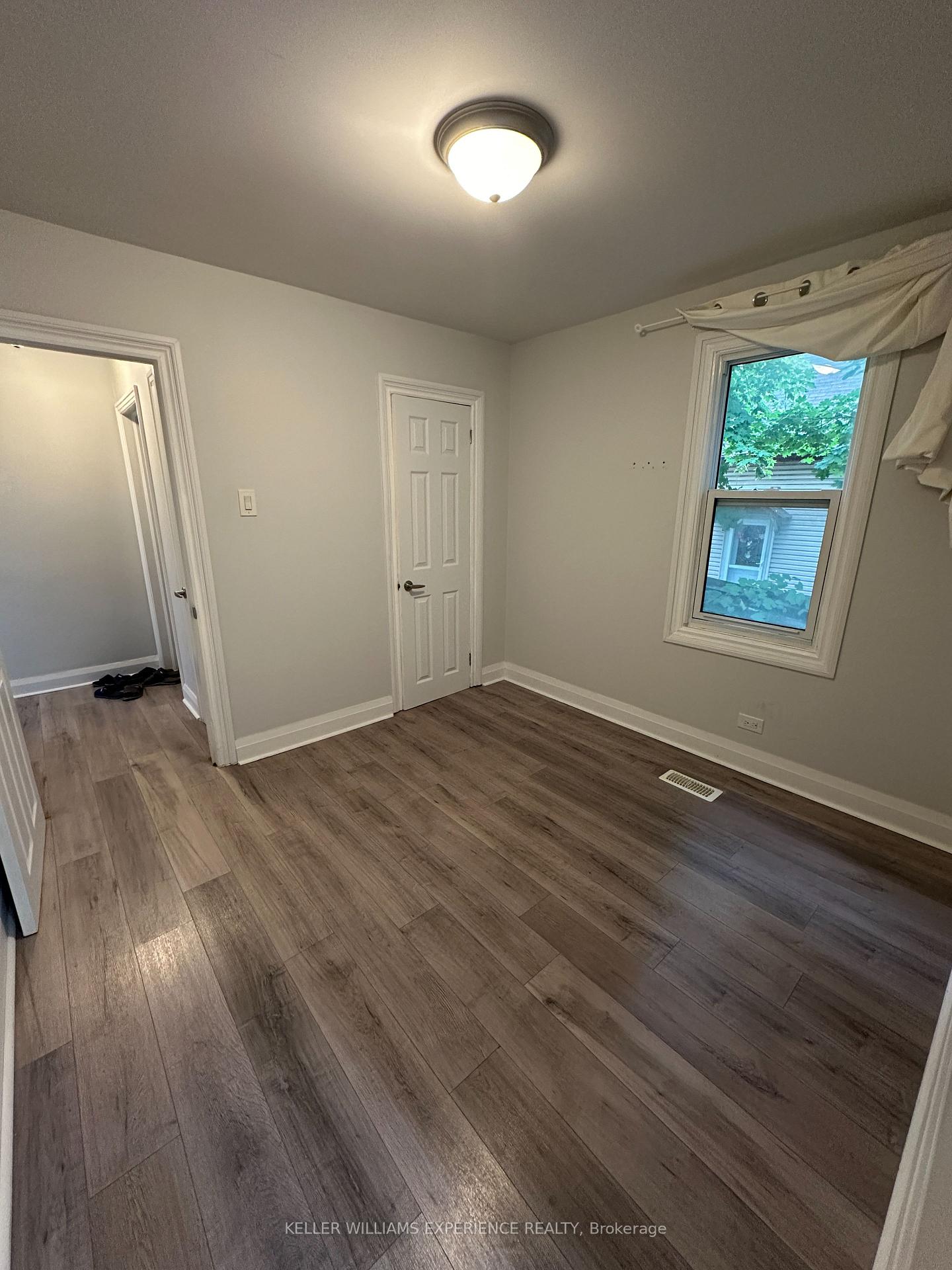 Photo 6 of Unit Main Fl, 44 Alfred Street, Barrie, Allandale — HOMEH