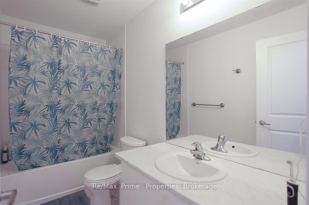 Photo 14 of Unit UPPER, 110 Durham Avenue, Barrie, Rural Barrie Southeast — HOMEH