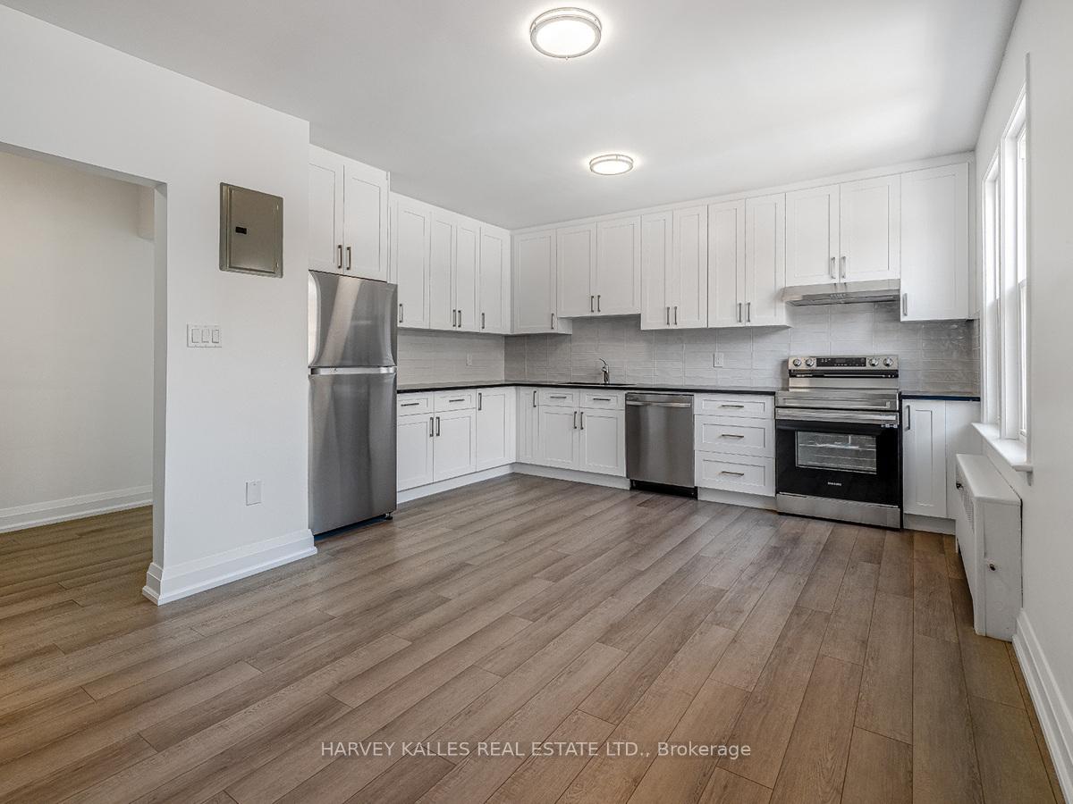 Photo 14 of Unit 4, 8 Markdale Avenue, Toronto, Humewood-Cedarvale — HOMEH