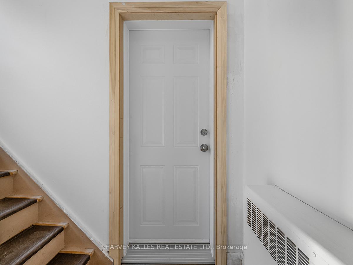 Photo 13 of Unit 4, 8 Markdale Avenue, Toronto, Humewood-Cedarvale — HOMEH
