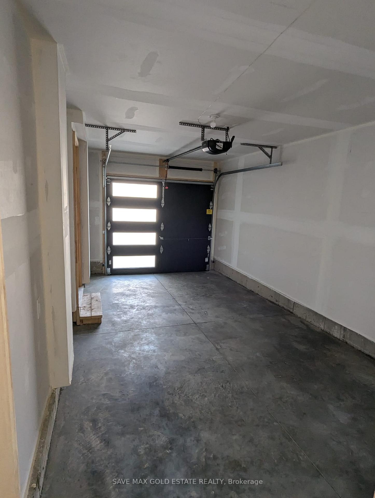Photo 20 of Unit 11, 55 Tom Brown Drive, Brant, Paris — HOMEH