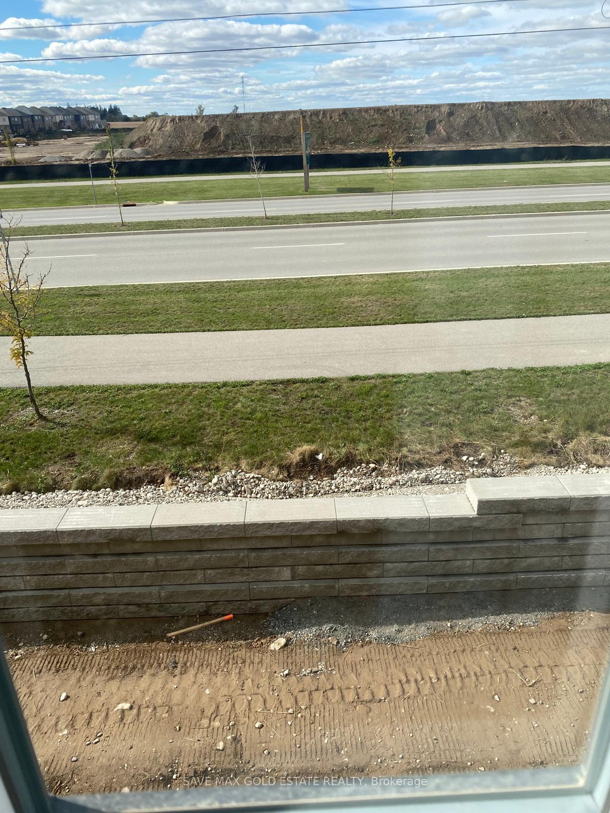 Photo 17 of Unit 11, 55 Tom Brown Drive, Brant, Paris — HOMEH