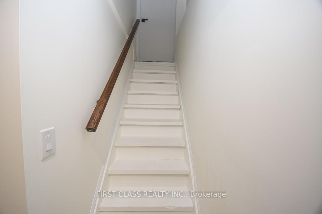 Photo 2 of Unit BSMT, 229 Craven Road, Toronto, Greenwood-Coxwell — HOMEH