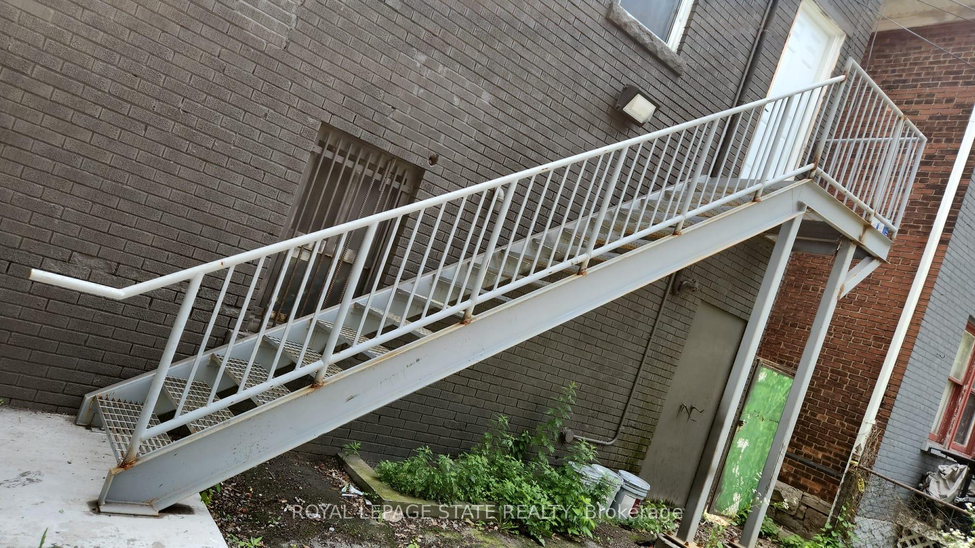 Photo 6 of Unit 1, 132 Prospect Street S, Hamilton, Gibson — HOMEH