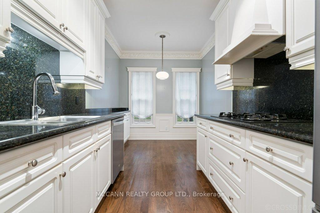 Photo 12 of 174 Redpath Avenue, Toronto, Mount Pleasant West — HOMEH