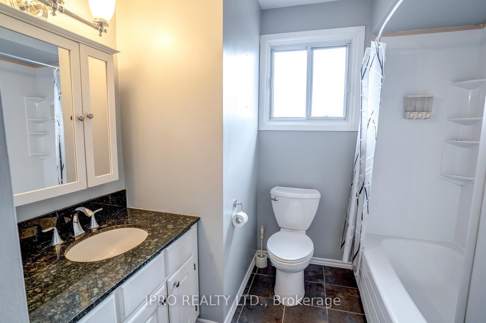 Photo 24 of Unit UPPER, 801 Batory Avenue, Pickering, West Shore — HOMEH