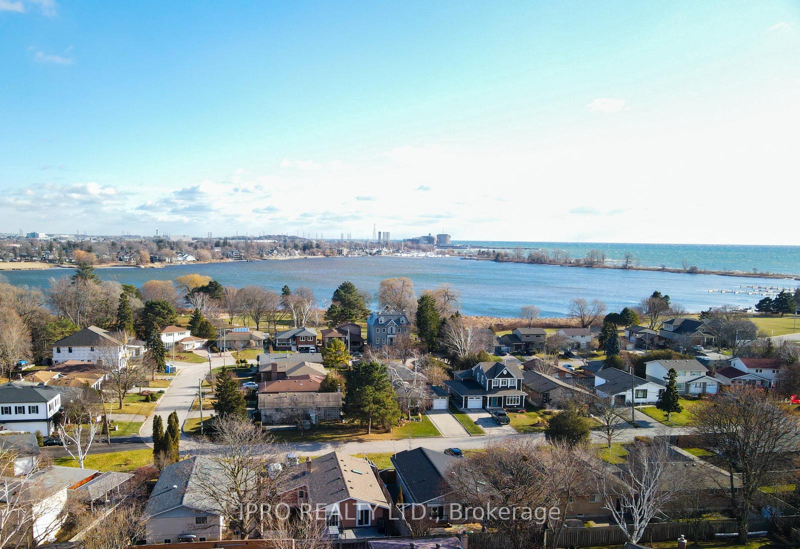 Photo 32 of Unit UPPER, 801 Batory Avenue, Pickering, West Shore — HOMEH
