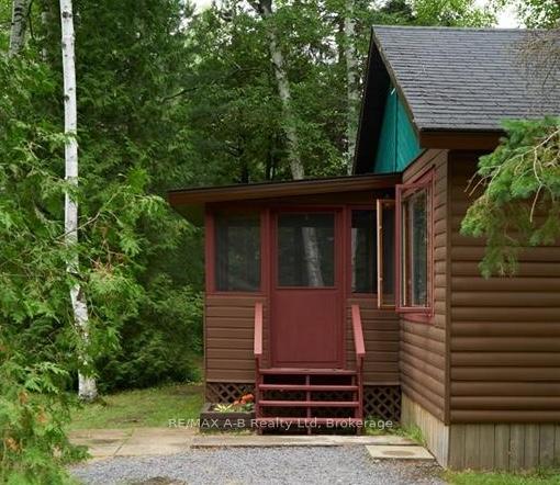 Photo 6 of Unit 4, 903 McRae Hay Lake Road, South Algonquin — HOMEH