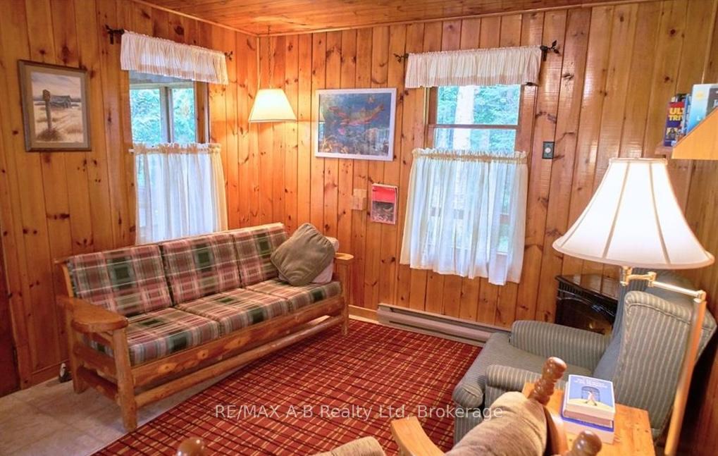 Photo 11 of Unit 4, 903 McRae Hay Lake Road, South Algonquin — HOMEH