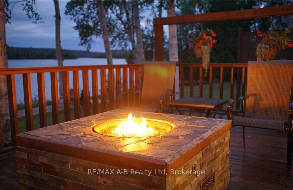 Photo 15 of Unit 4, 903 McRae Hay Lake Road, South Algonquin — HOMEH