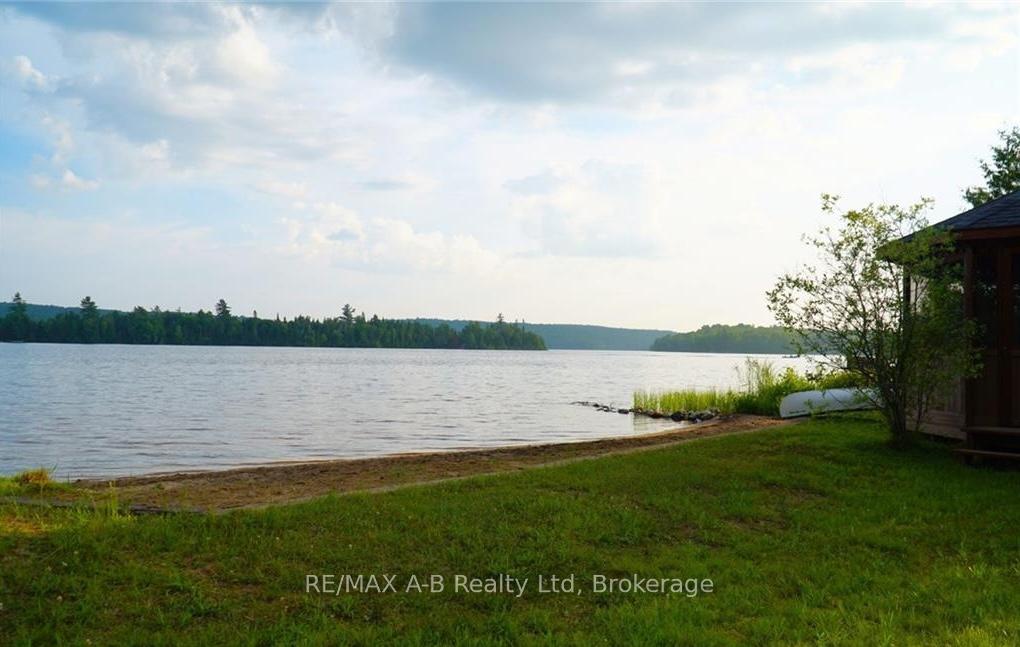 Photo 12 of Unit 4, 903 McRae Hay Lake Road, South Algonquin — HOMEH