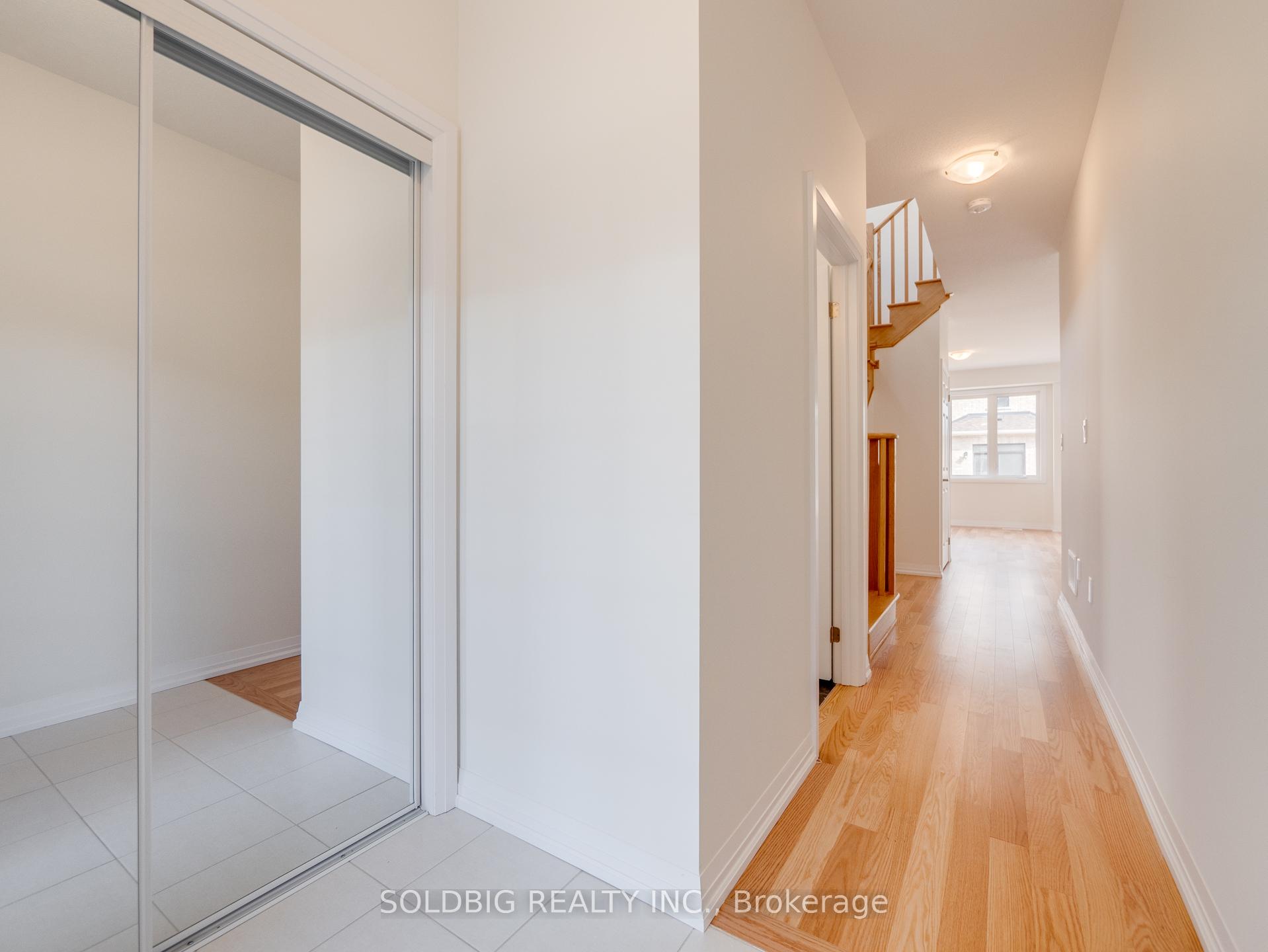 Photo 5 of 111 granville Crescent, Haldimand — HOMEH