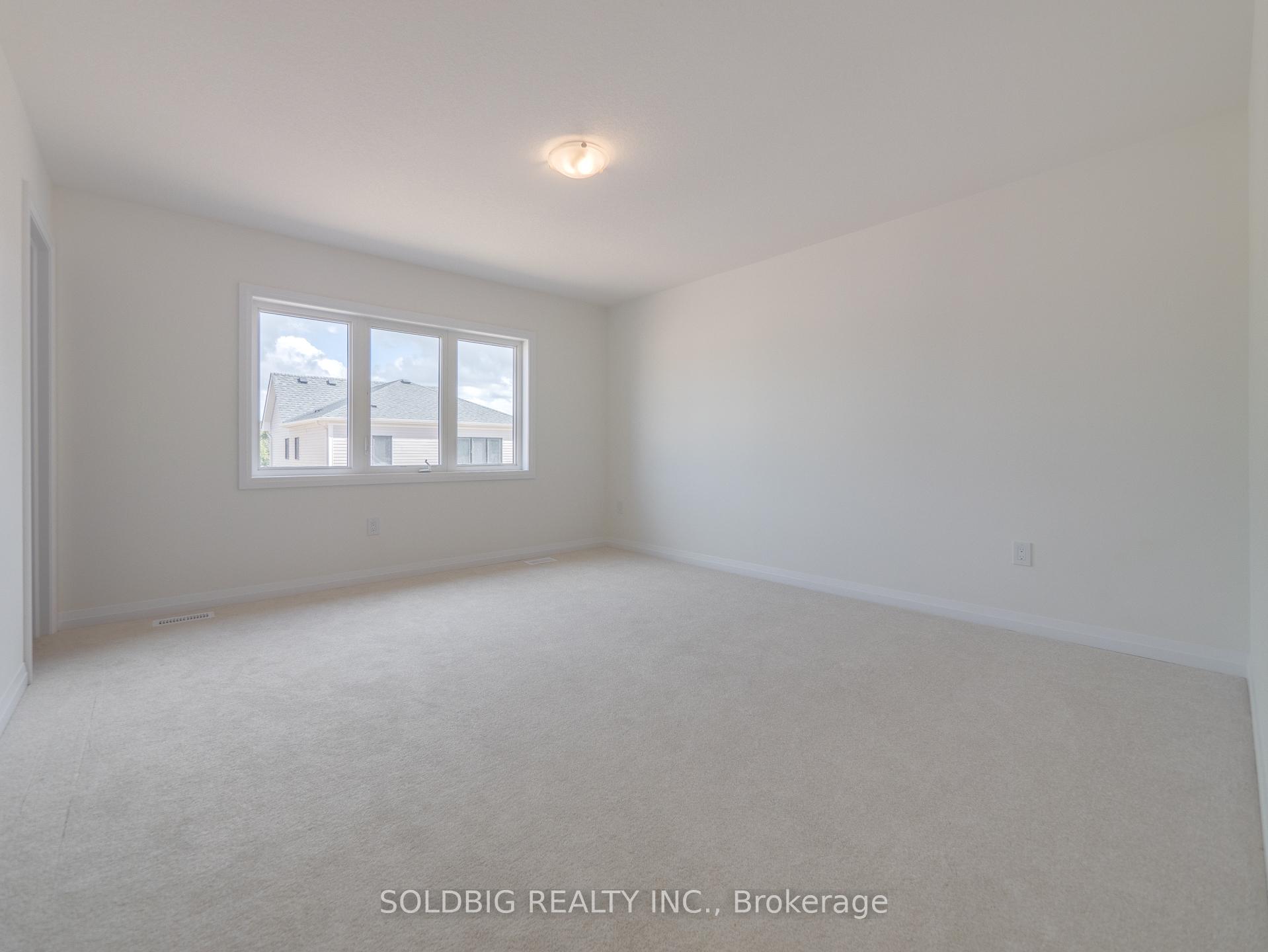Photo 10 of 111 granville Crescent, Haldimand — HOMEH