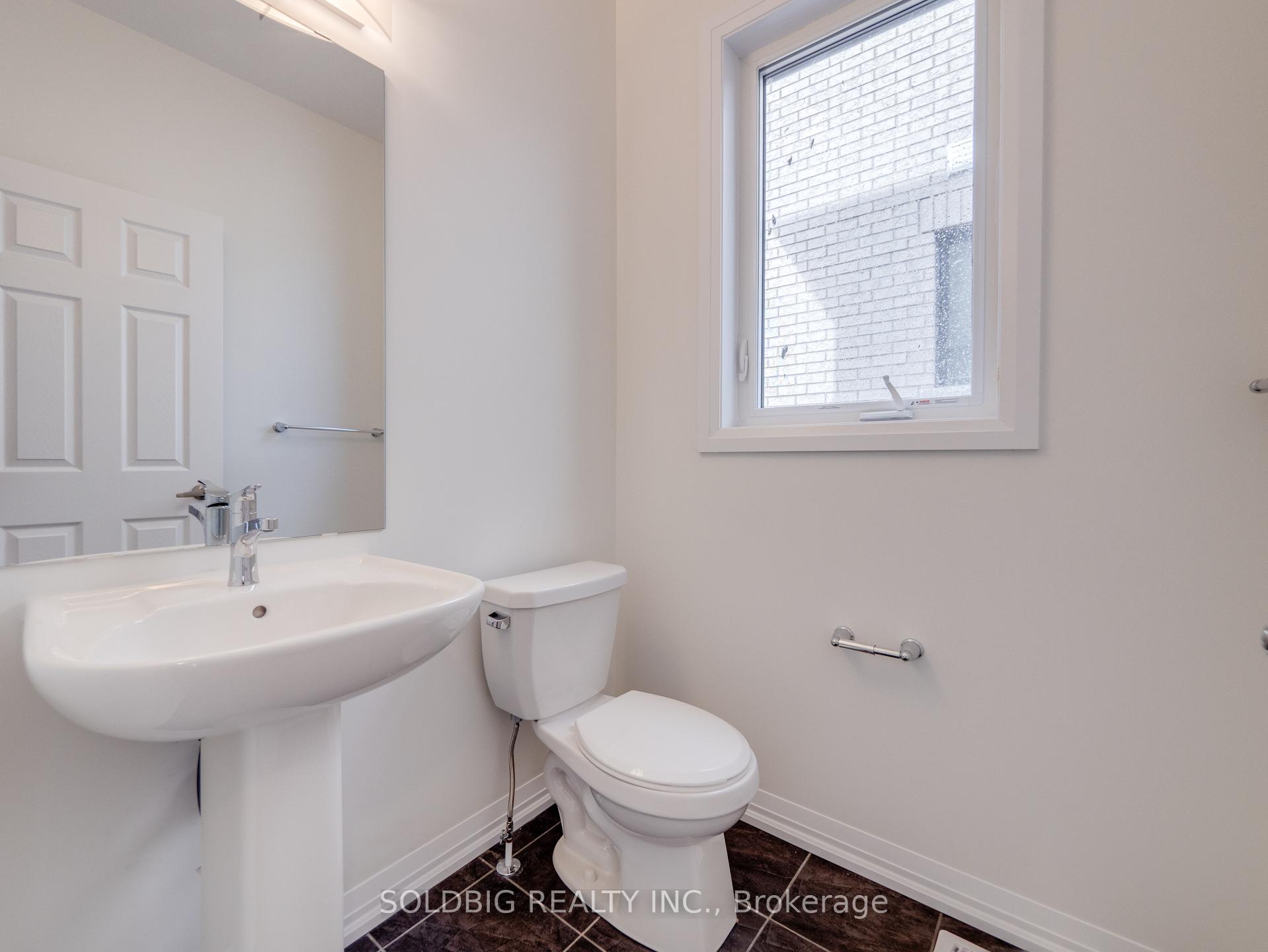 Photo 9 of 111 granville Crescent, Haldimand — HOMEH