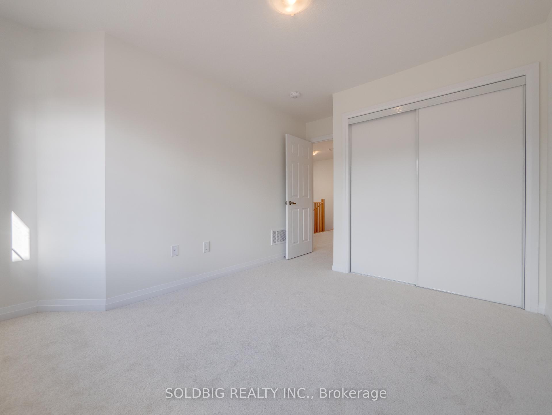 Photo 18 of 111 granville Crescent, Haldimand — HOMEH