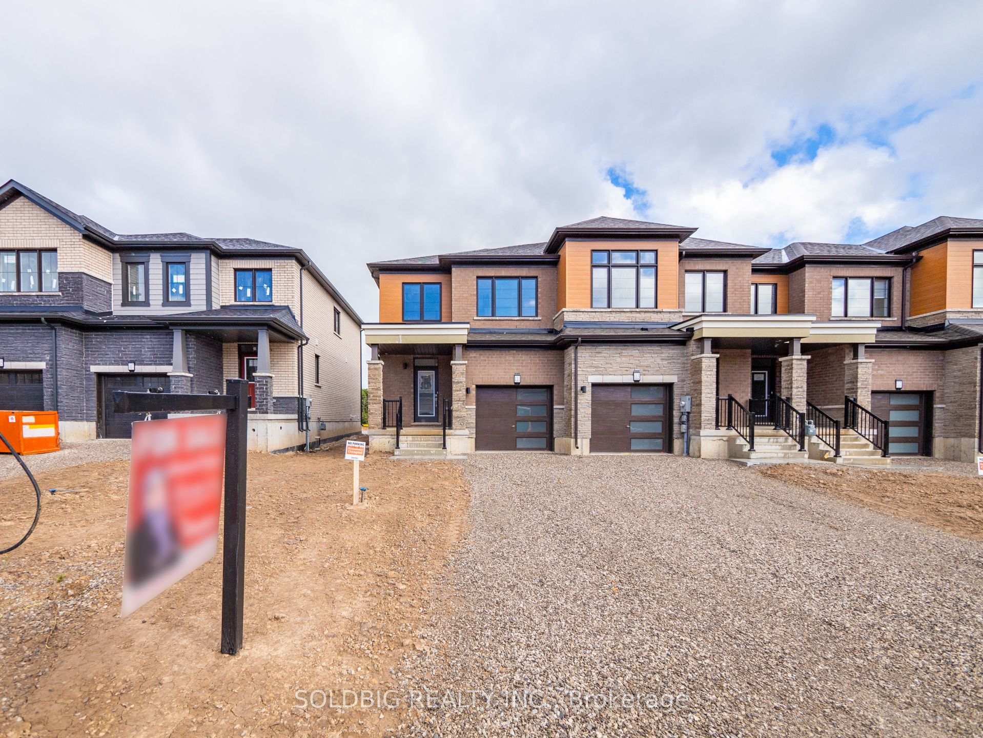 Photo 28 of 111 granville Crescent, Haldimand — HOMEH