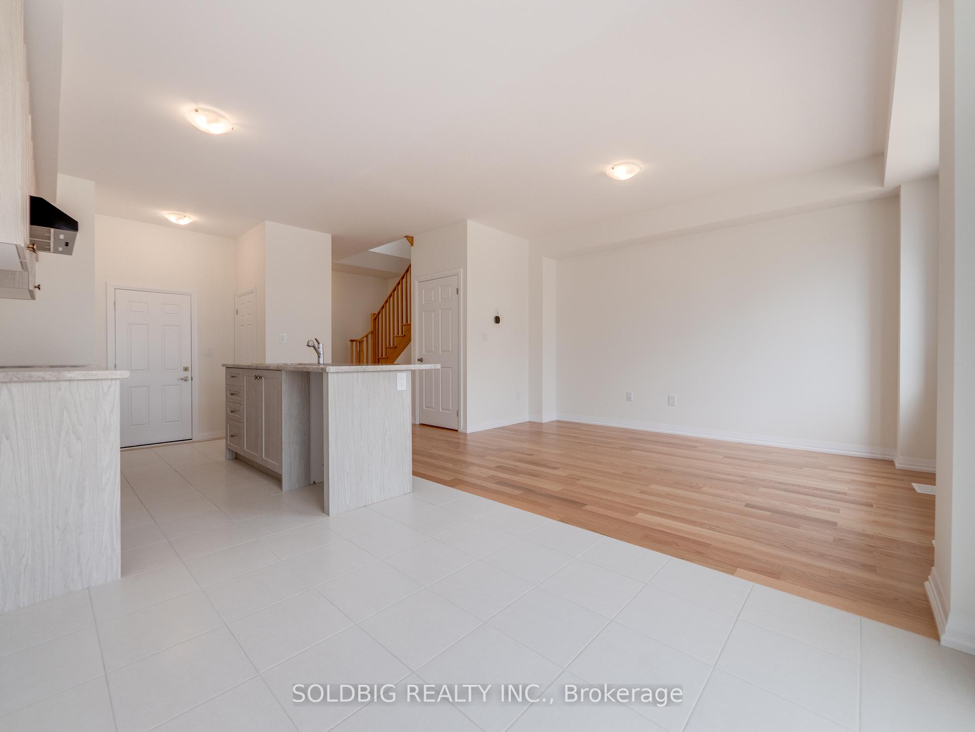 Photo 25 of 111 granville Crescent, Haldimand — HOMEH