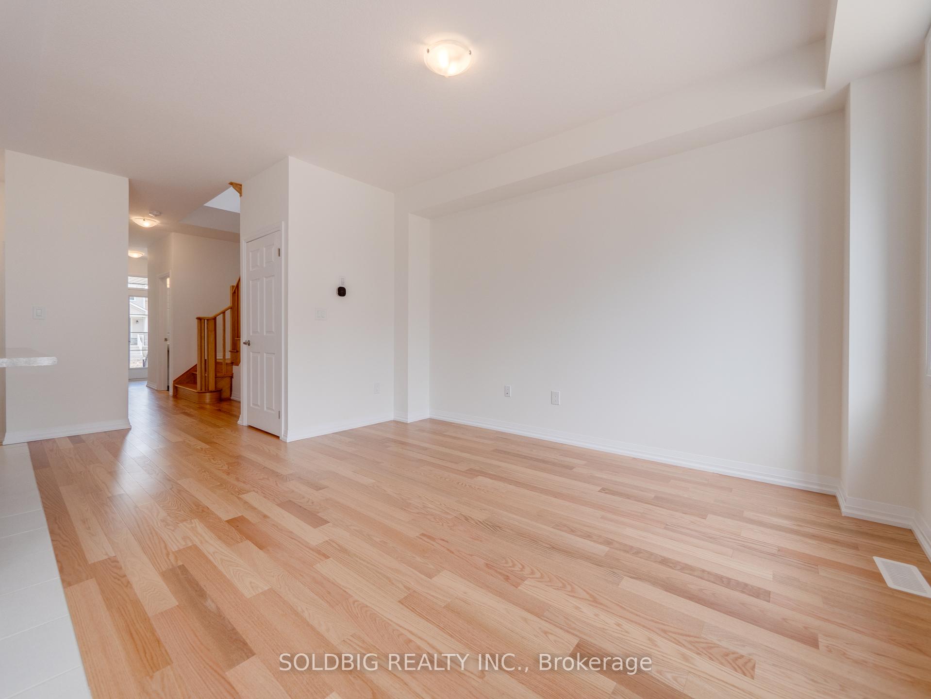 Photo 24 of 111 granville Crescent, Haldimand — HOMEH