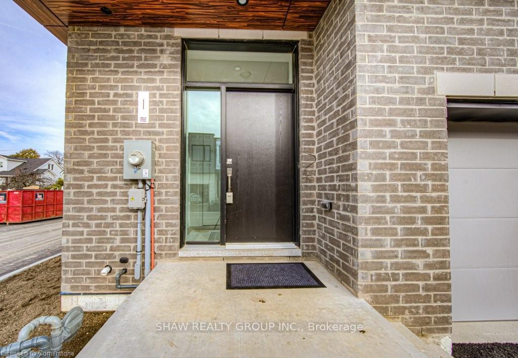 Photo 7 of Unit 1, 416 Dundas Street S, Cambridge — HOMEH