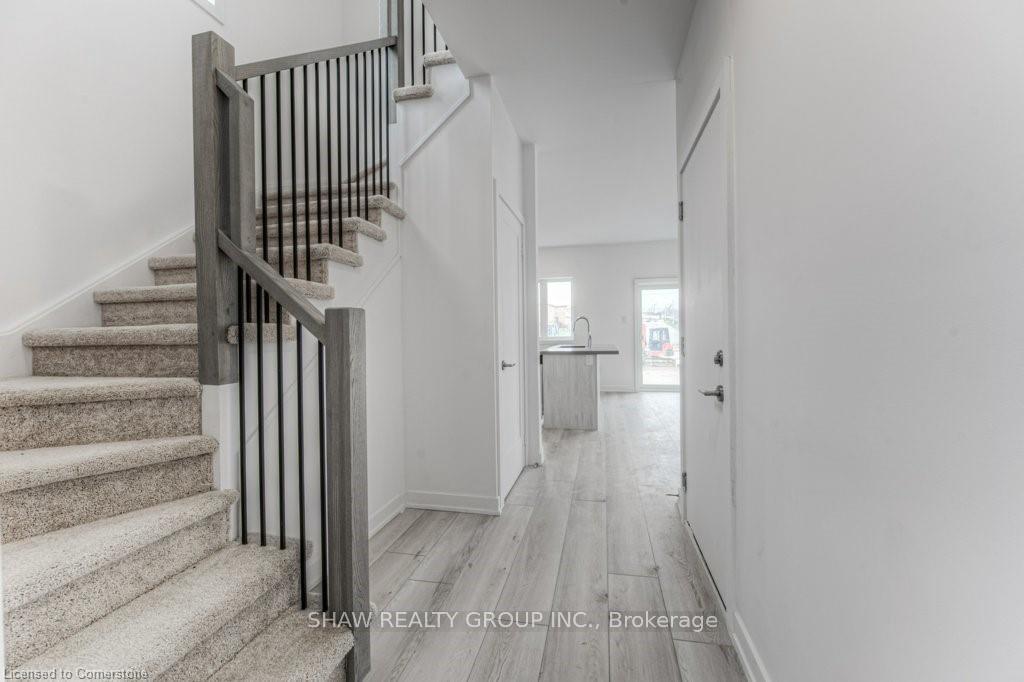 Photo 2 of Unit 1, 416 Dundas Street S, Cambridge — HOMEH