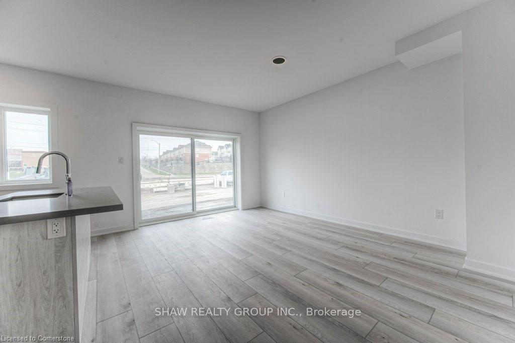 Photo 11 of Unit 1, 416 Dundas Street S, Cambridge — HOMEH