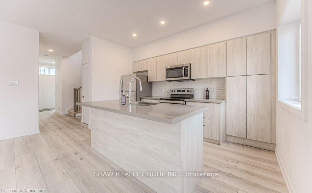 Photo 14 of Unit 1, 416 Dundas Street S, Cambridge — HOMEH
