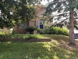 Front of Unit 2, 507 colborn Street W