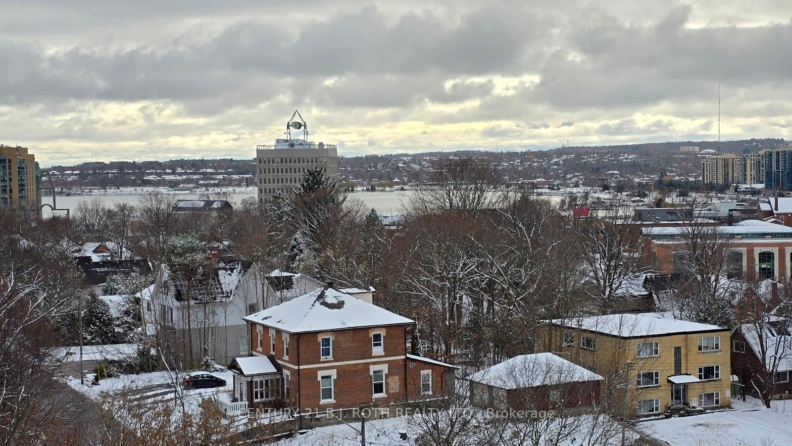 Photo 7 of Unit 806, 37 Peel Street, Barrie, City Centre — HOMEH
