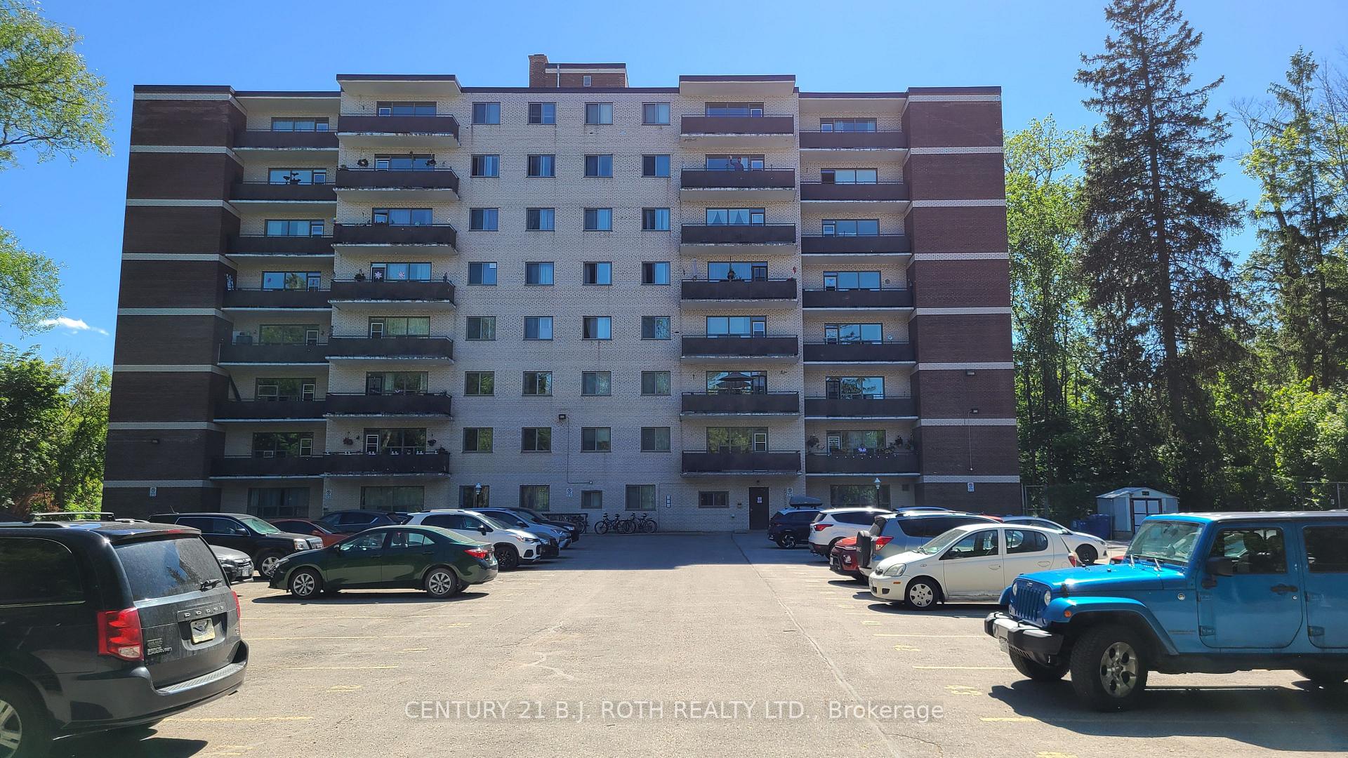 Photo 14 of Unit 806, 37 Peel Street, Barrie, City Centre — HOMEH