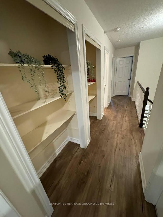 Photo 14 of Unit Upper, 25 Foxchase Avenue W, Vaughan, East Woodbridge — HOMEH