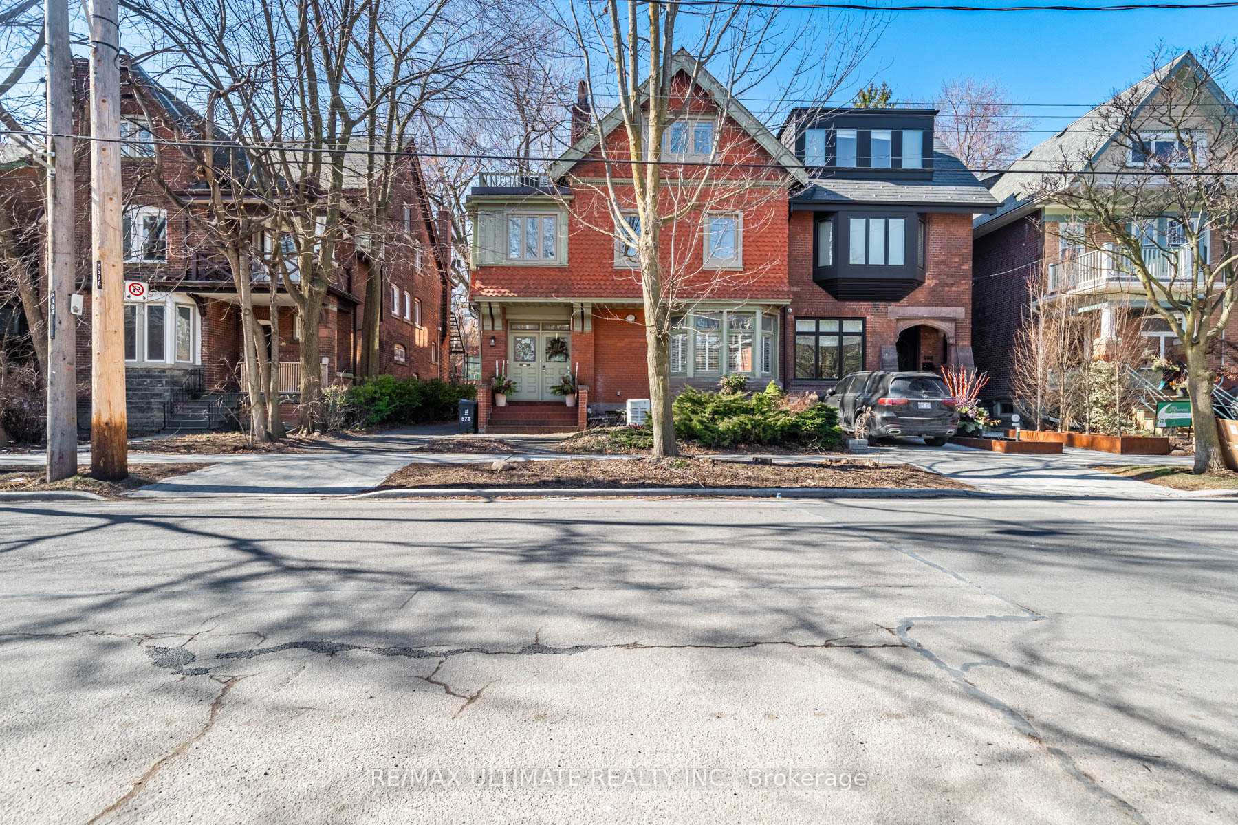 Photo 1 of Unit Unit A, 578 Huron Street, Toronto, The Annex — HOMEH