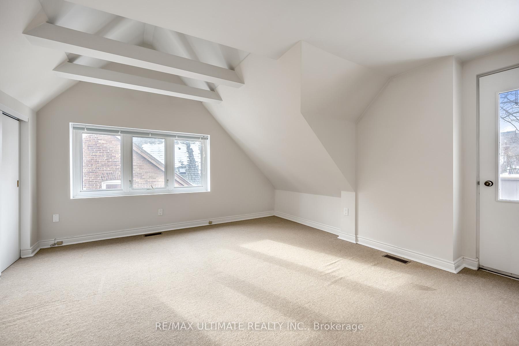 Photo 19 of Unit Unit A, 578 Huron Street, Toronto, The Annex — HOMEH