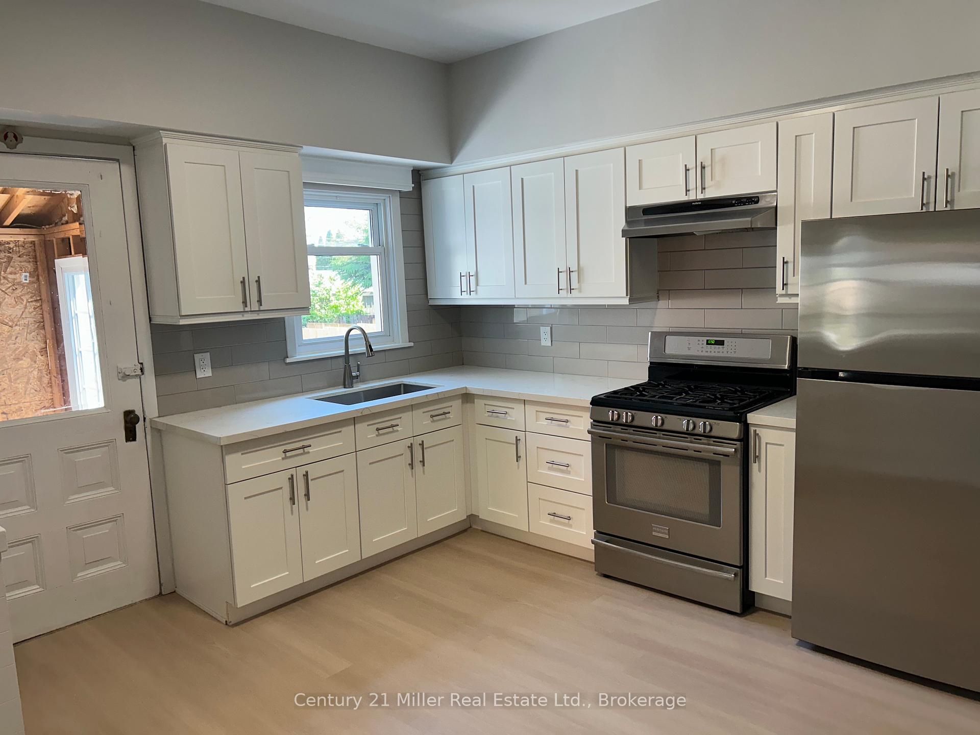 Photo 8 of Unit 1, 307 Cumberland Avenue, Hamilton, Blakeley — HOMEH
