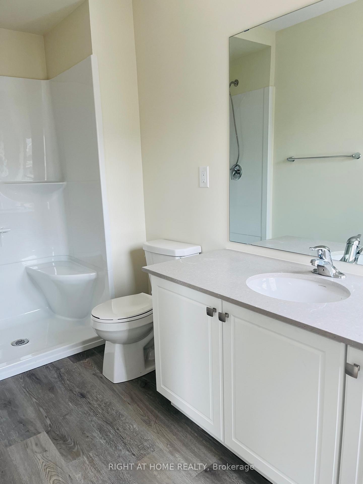 Photo 8 of Unit 53, 158 Bedrock Drive, Hamilton, Stoney Creek — HOMEH