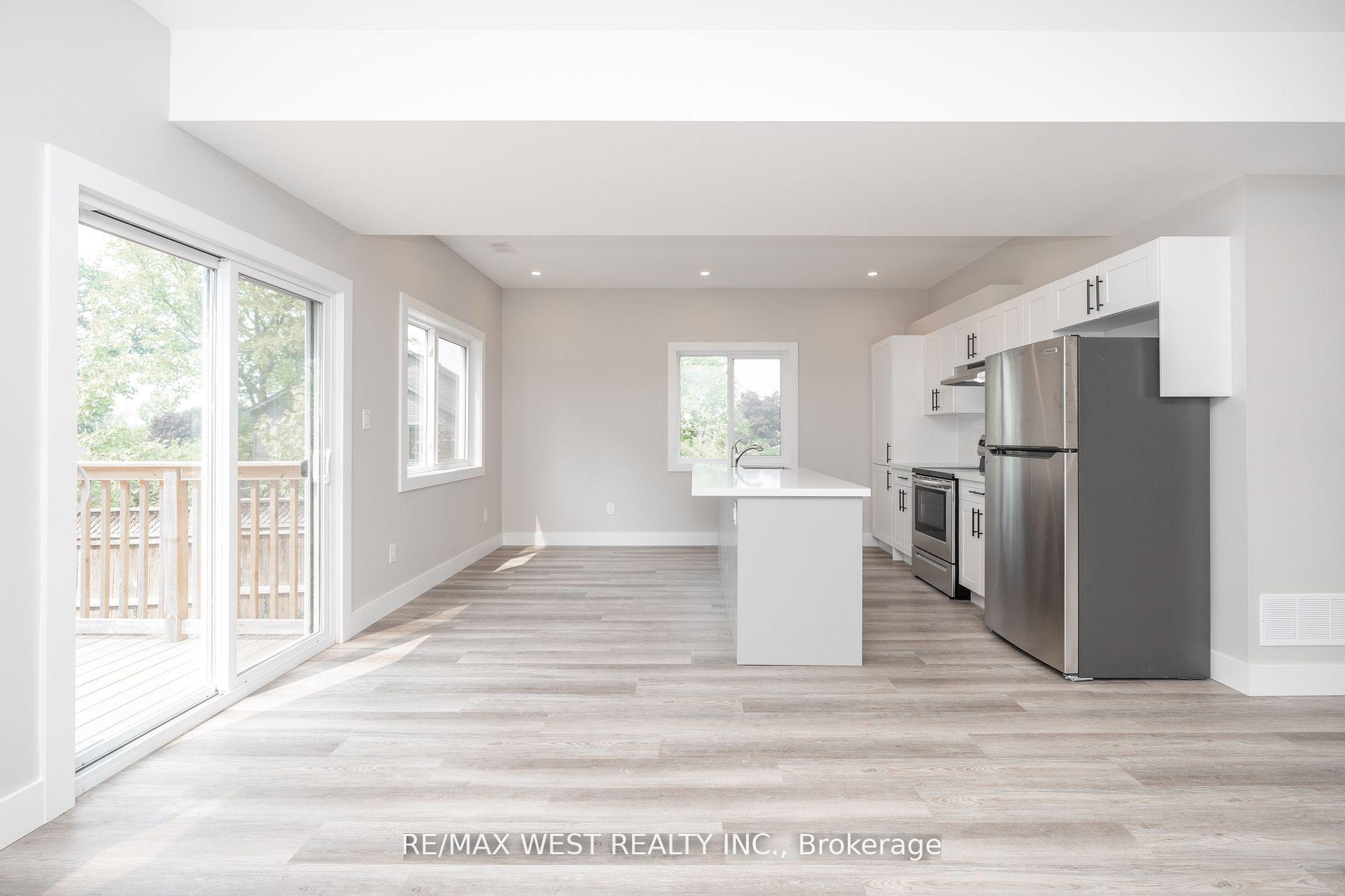 Photo 21 of Unit 1, 172 Cundles Road W, Barrie, Sunnidale — HOMEH