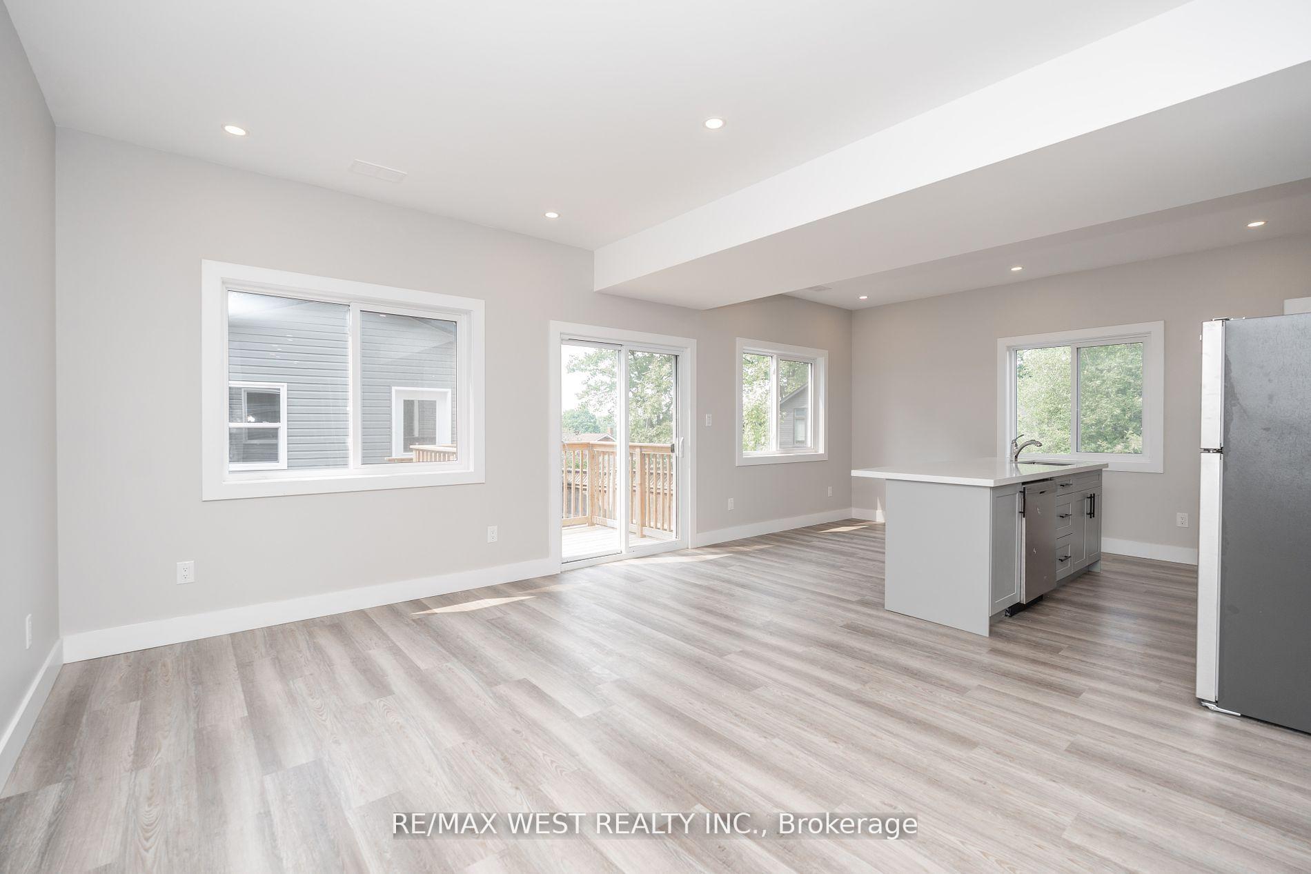 Photo 14 of Unit 1, 172 Cundles Road W, Barrie, Sunnidale — HOMEH