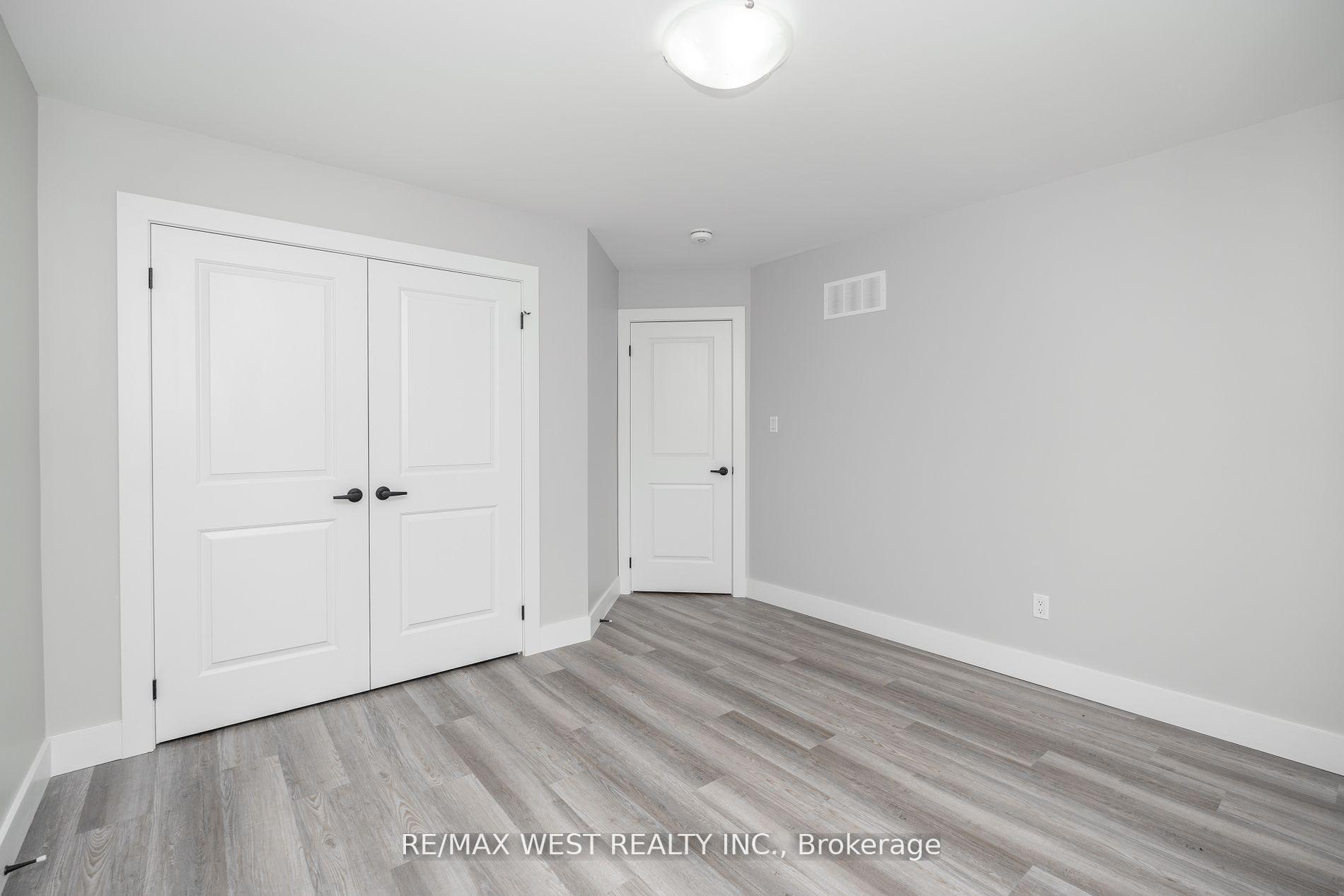 Photo 18 of Unit 1, 172 Cundles Road W, Barrie, Sunnidale — HOMEH