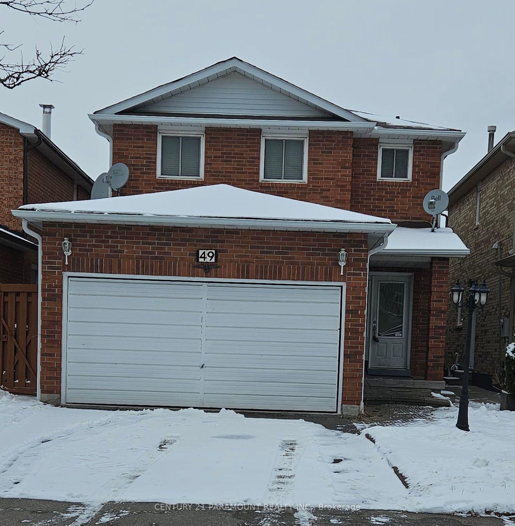 Photo 3 of 49 Donna Drive N, Brampton, Heart Lake West — HOMEH