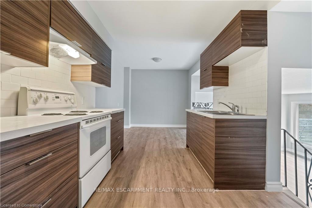 Photo 6 of Unit 101, 240 Montmorency Drive, Hamilton, Red Hill — HOMEH