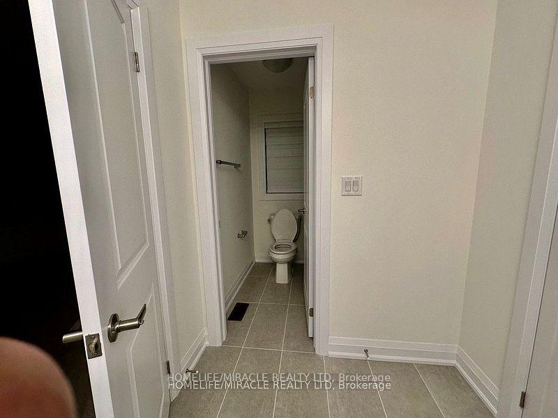 Photo 32 of 162 Rosanne Circle, Wasaga Beach — HOMEH