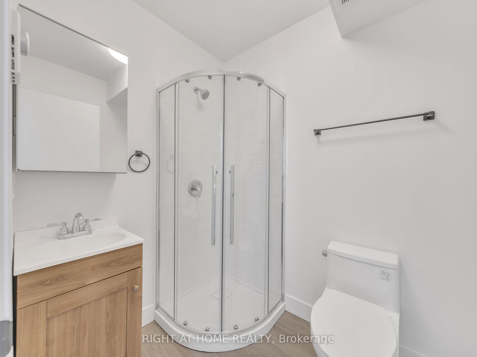 Photo 5 of Unit 201, 1804 Drouillard Road, Windsor — HOMEH