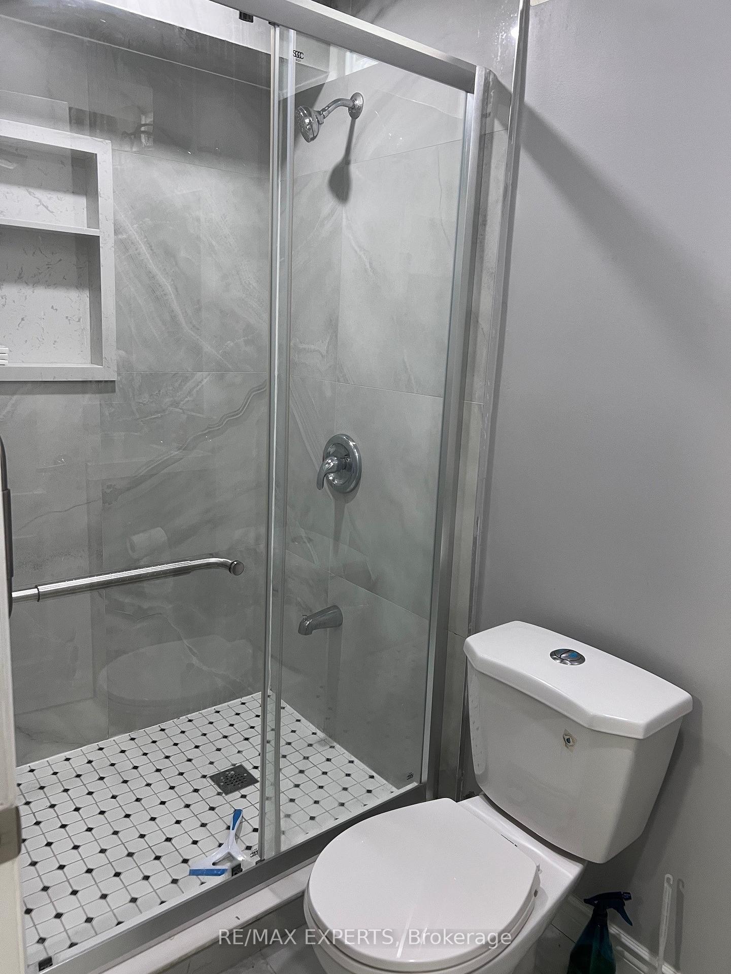 Photo 8 of Unit BSMT, 409 Rossland Road E, Ajax, Central East — HOMEH