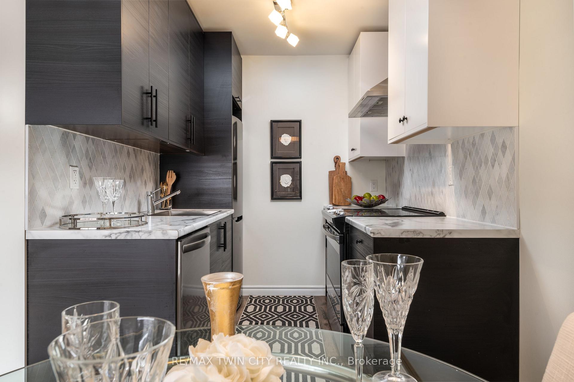 Photo 2 of Unit 202, 200 Charlton Avenue E, Hamilton, Corktown — HOMEH