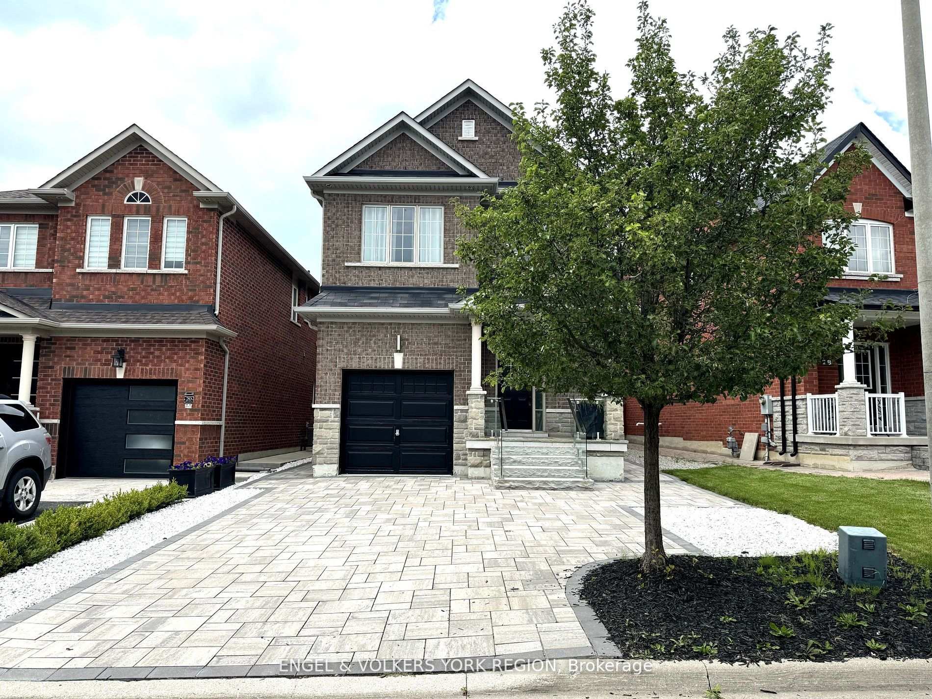 Front of Unit Bsmt, 24 Orion Avenue